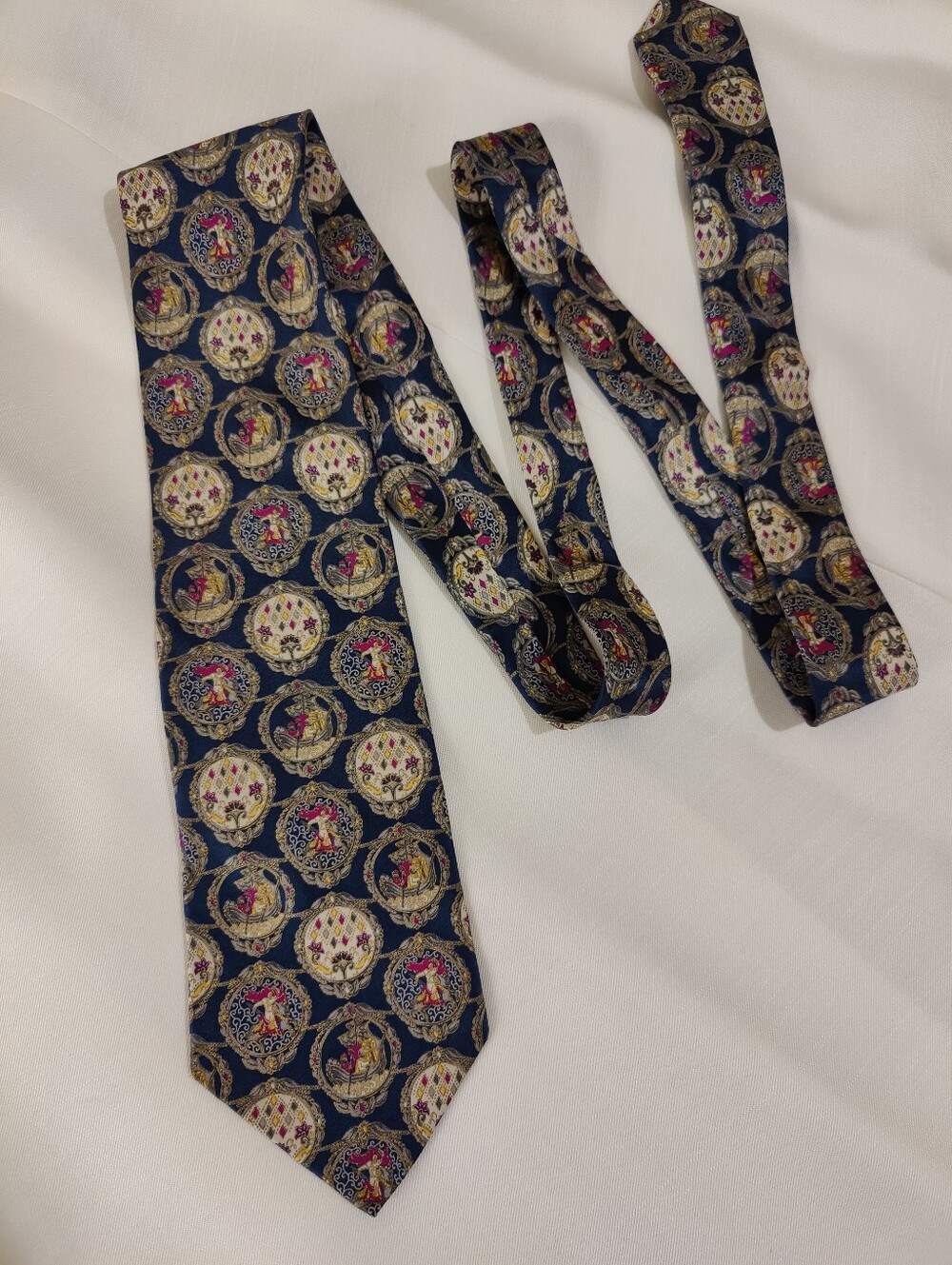 Brioni Navy Silk Tie with Renaissance Inspied Gold Medallions and Figures - Picture 9 of 10